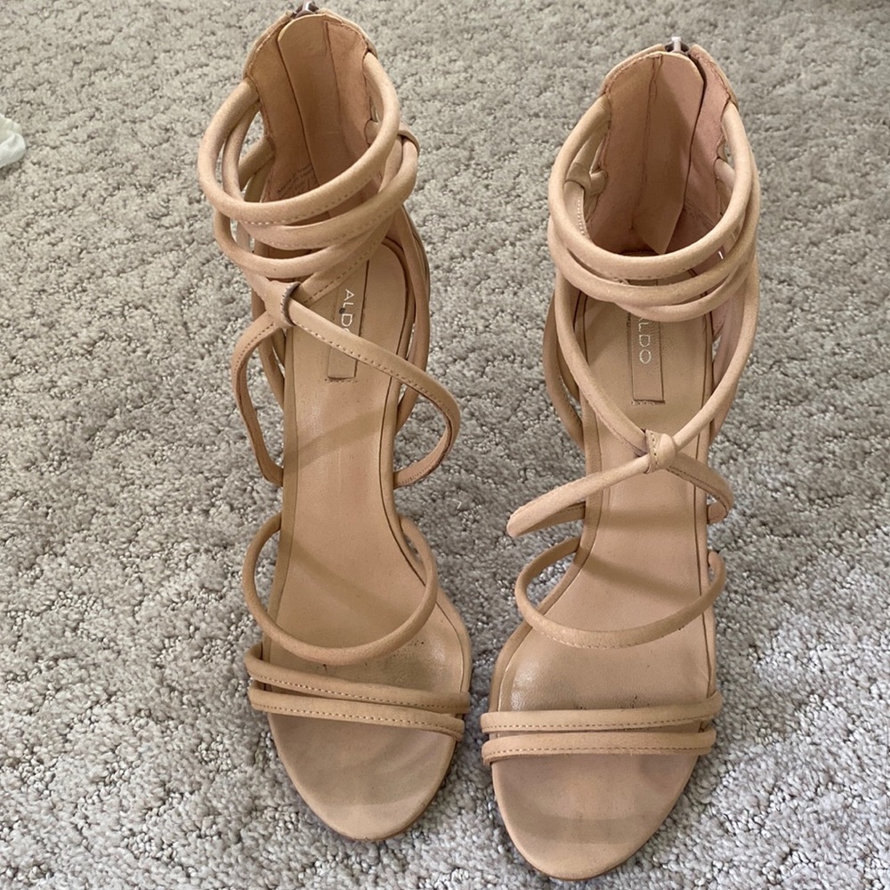 Aldo nude heels